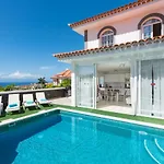 Luxury White With Sea View, Heated Pool Vila Costa Adeje (Tenerife)