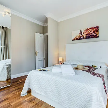 Willa Luxury White With Sea View, Heated Pool
