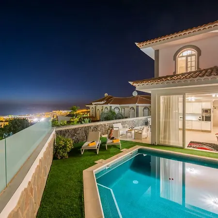 Luxury White With Sea View, Heated Pool Willa *