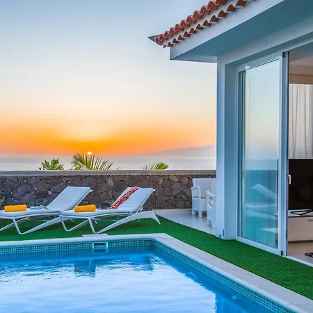 Luxury White With Sea View, Heated Pool Willa Costa Adeje (Tenerife)