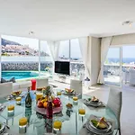 빌라 Luxury White With Sea View, Heated Pool *