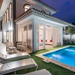 Villa Luxury White With Sea View, Heated Pool Costa Adeje (Tenerife)