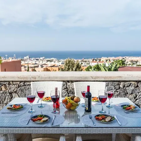 Luxury White With Sea View, Heated Pool Адехе