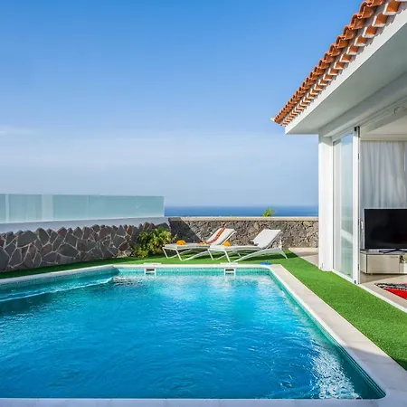 Luxury White With Sea View, Heated Pool * Costa Adeje (Tenerife)