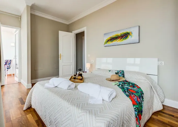 Luxury White With Sea View, Heated Pool Villa Costa Adeje (Tenerife)